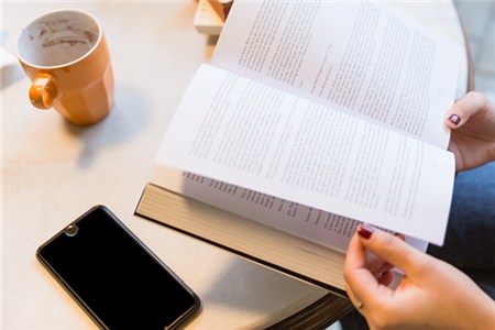 注冊(cè)會(huì)計(jì)師考試教材、輔導(dǎo)書(shū)與課程如何搭配學(xué)習(xí)？