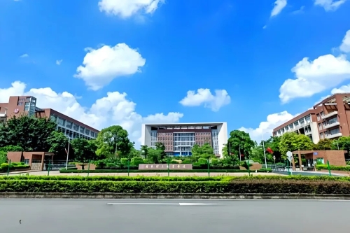 (考點東門示意圖）